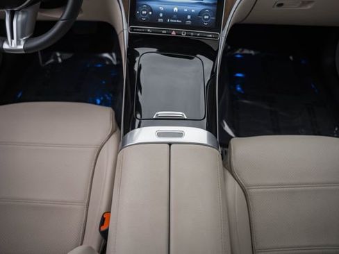 Used 2023 Mercedes-Benz C 300 4MATIC Sedan image 25