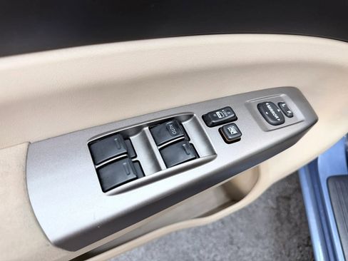 Used 2005 Toyota Prius FWD image 8