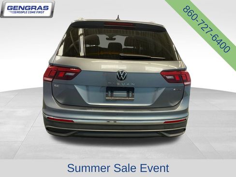 Used 2022 Volkswagen Tiguan SE AWD/4WD image 5