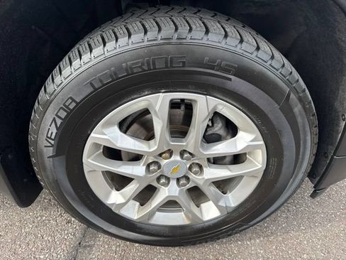 Used 2021 Chevrolet Traverse LT AWD/4WD image 42