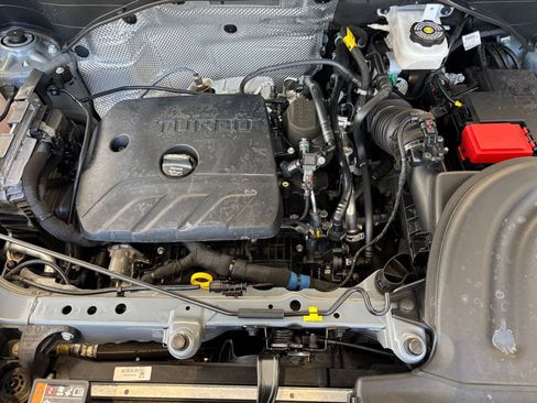 Used 2025 Buick Encore GX Preferred FWD image 32