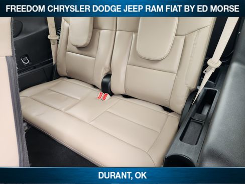 Used 2024 Ford Explorer XLT w/ Equipment Group 202A AWD/4WD image 22