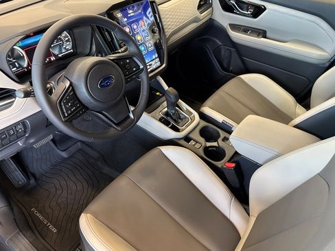 New 2025 Subaru Forester Limited image 9