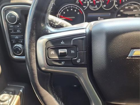 Used 2022 Chevrolet Silverado 1500 LT w/ Convenience Package II AWD/4WD image 28