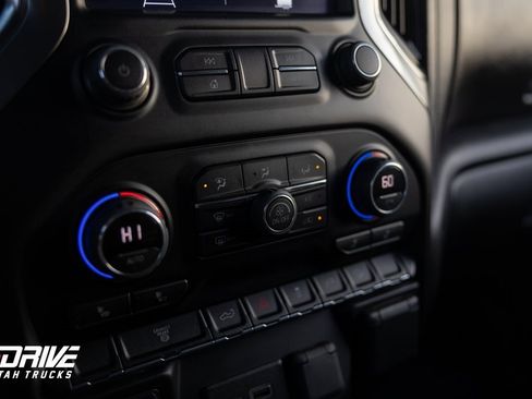 Used 2023 Chevrolet Silverado 2500 LT image 30