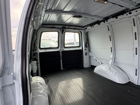 New 2026 GMC Savana 2500 w/ Communications Package RWD image 8