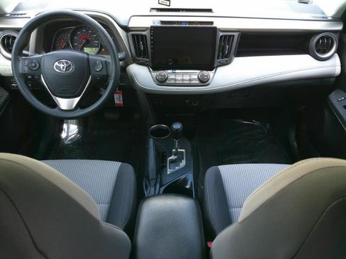 Used 2015 Toyota RAV4 XLE FWD image 13