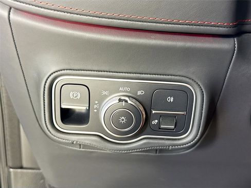 Used 2025 Mercedes-Benz G 63 AMG 4MATIC image 25