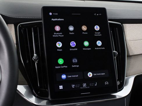 New 2026 Volvo XC90 B6 Plus w/ Protection Package image 6