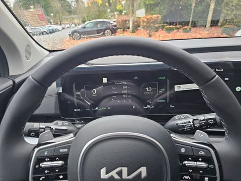 New 2026 Kia Carnival SX Prestige image 16