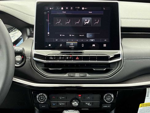 New 2026 Jeep Compass Latitude AWD/4WD image 16