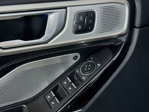 Certified 2022 Ford Explorer ST w/ Equipment Group 401A image 18