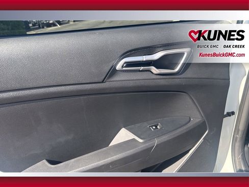 Used 2024 Kia Sportage LX image 19