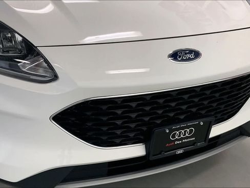 Used 2020 Ford Escape SEL AWD/4WD image 29