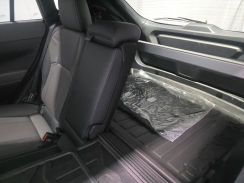 Certified 2025 Subaru Crosstrek 2.5i Limited w/ Popular Package #3A image 10