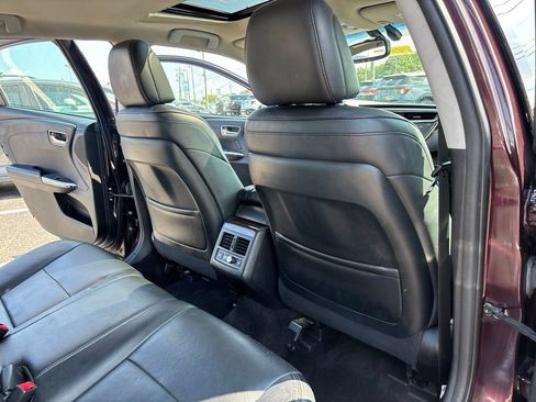 Used 2013 Toyota Avalon Limited FWD image 29