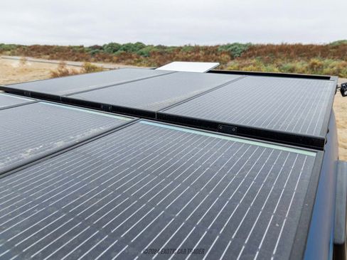 Used 2021 Mercedes-Benz Sprinter 2500 image 87