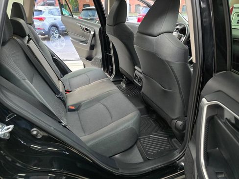 Used 2024 Toyota RAV4 LE image 22