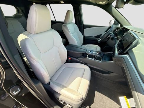 New 2026 Lexus TX 350 AWD image 16