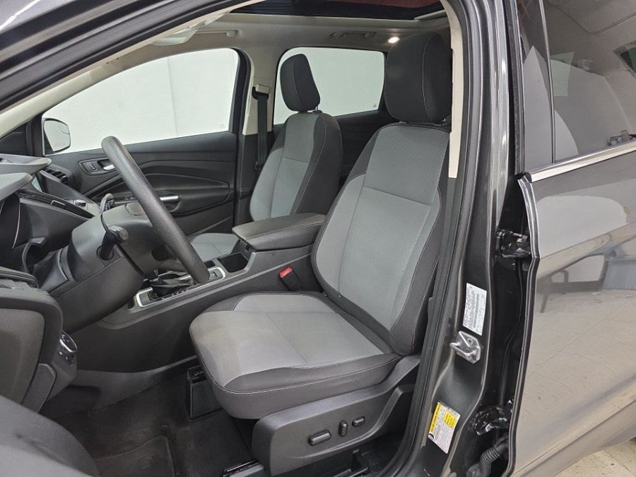 Used 2018 Ford Escape SE w/ SE Sync 3 Package AWD/4WD image 7