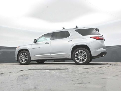 Used 2019 Chevrolet Traverse Premier w/ LPO, Blackout Package AWD/4WD image 44