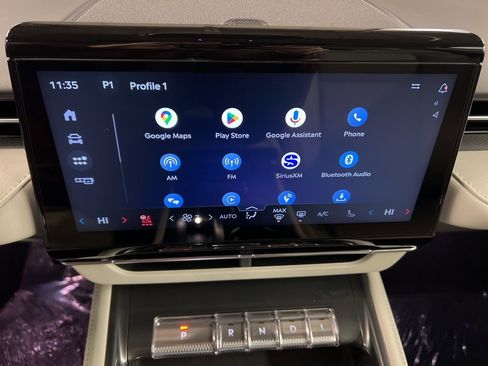 Used 2026 Lincoln Nautilus Premier w/ Equipment Group 102A image 9