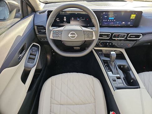 New 2026 Nissan Sentra SL w/ Floor Mat Package FWD image 8