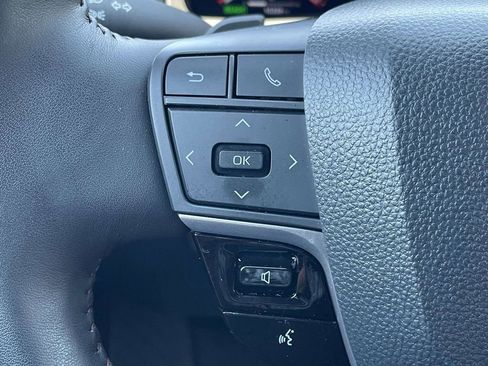 Used 2025 Toyota Camry XSE image 24