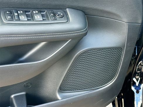 New 2026 Chrysler Pacifica Limited w/ S Appearance Package image 19