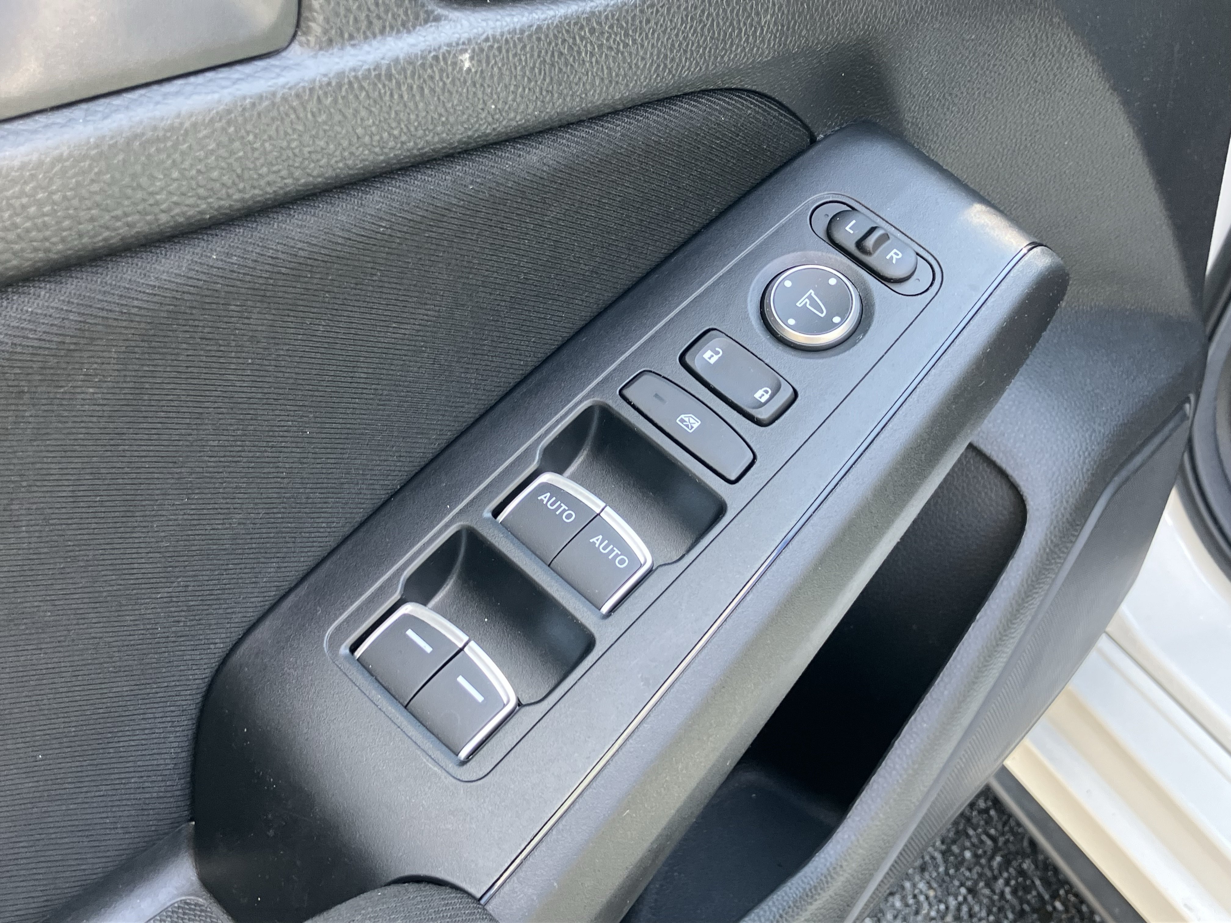 Certified 2025 Honda Civic Sport image 15