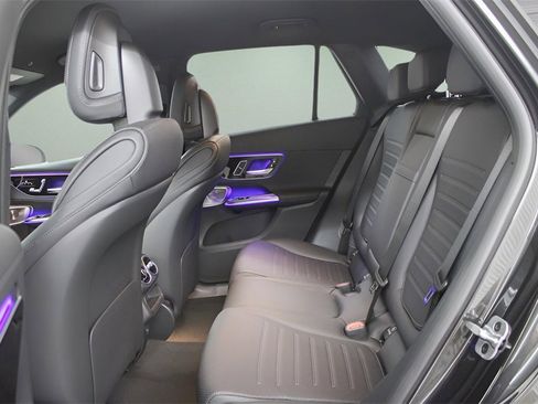 Used 2025 Mercedes-Benz GLC 300 GLC 300 image 10