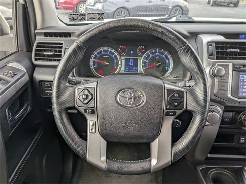 Used 2016 Toyota 4Runner SR5 image 19
