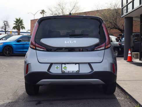 Used 2024 Kia Soul LX w/ Option Group 015 image 11
