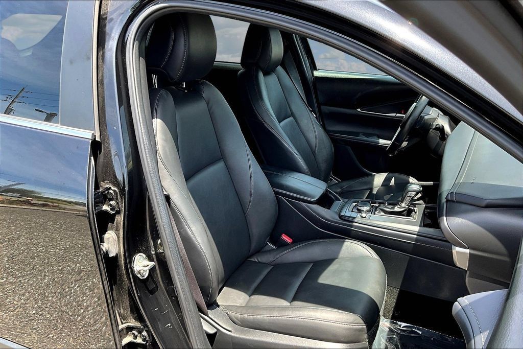 Used 2022 MAZDA CX-30 AWD 2.5 S w/ Select Package image 21