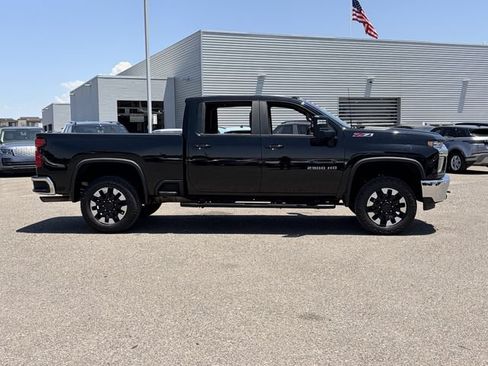 Used 2020 Chevrolet Silverado 2500 LT w/ All Star Edition AWD/4WD image 5