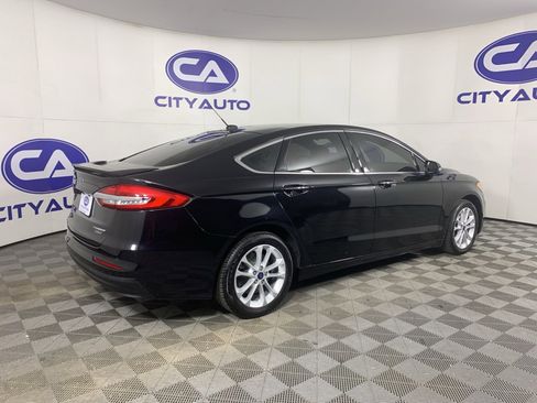 Used 2020 Ford Fusion Energi Titanium image 3