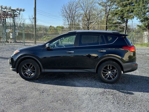 Used 2014 Toyota RAV4 LE AWD/4WD image 5