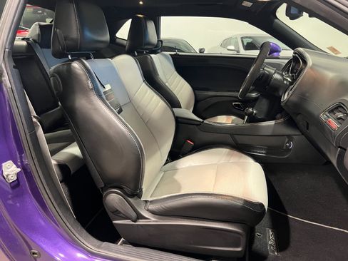 Used 2023 Dodge Challenger SRT Hellcat image 32