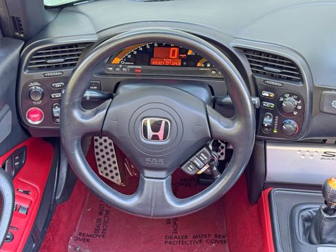 Used 2005 Honda S2000 image 19