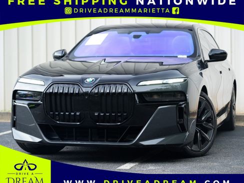 Used 2023 BMW i7 xDrive60 w/ Executive Package 2 AWD/4WD image 1