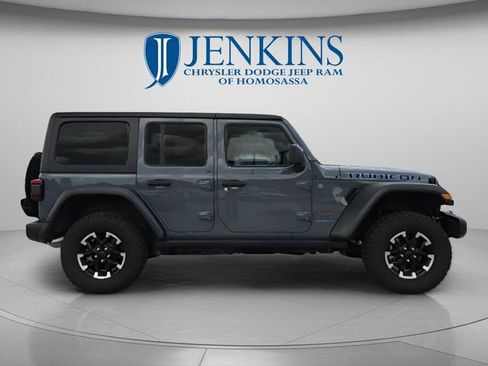 Used 2024 Jeep Wrangler Unlimited Rubicon 4xe AWD/4WD image 3