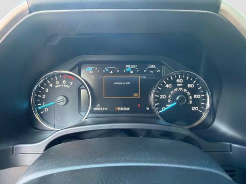 Used 2020 Ford F150 Lariat w/ Equipment Group 502A Luxury AWD/4WD image 29
