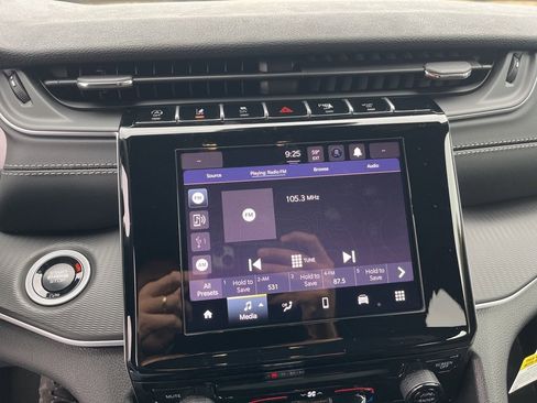 New 2025 Jeep Grand Cherokee 4WD image 24