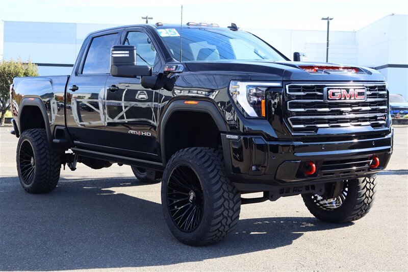 Used 2026 GMC Sierra 3500 AT4 w/ AT4 Premium Plus Package AWD/4WD image 7