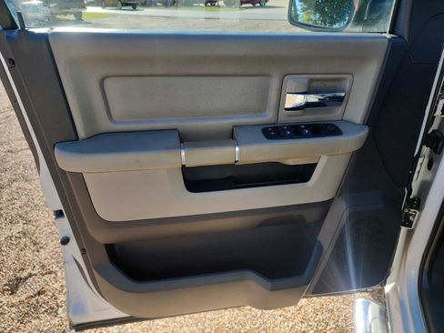 Used 2010 Dodge Ram 2500 Truck SLT image 15