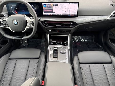 Certified 2025 BMW 330i xDrive Sedan w/ M Sport Package image 10