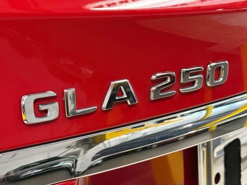 Used 2017 Mercedes-Benz GLA 250 image 13