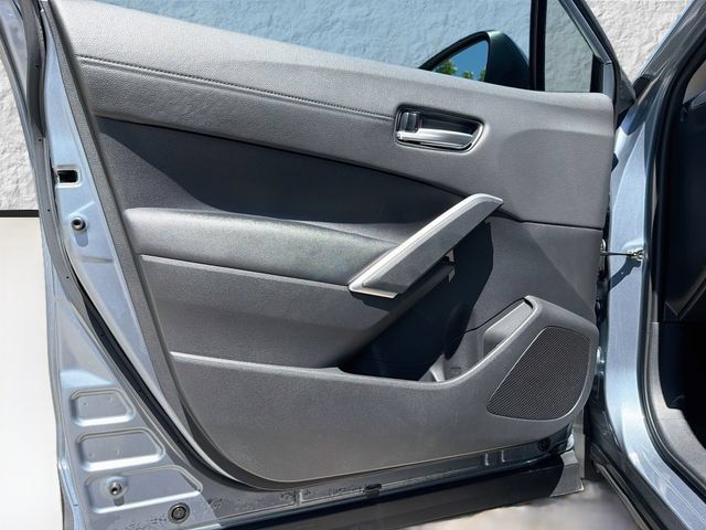 Used 2023 Toyota Corolla Cross XLE FWD image 20