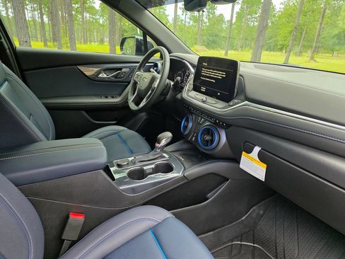 New 2026 Chevrolet Blazer RS w/ Driver Confidence II Package FWD image 25