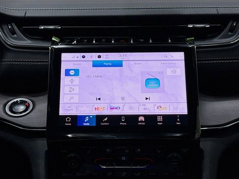 New 2025 Jeep Grand Cherokee L Overland w/ Luxury Tech Group IV image 27